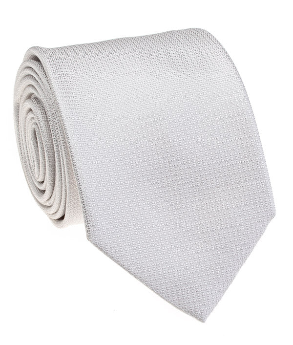 Platinum Luxe, Platinum Tie